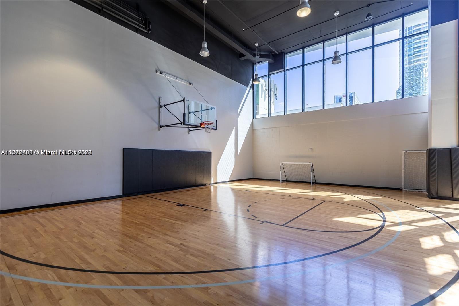 1010 Brickell Ave # 2510