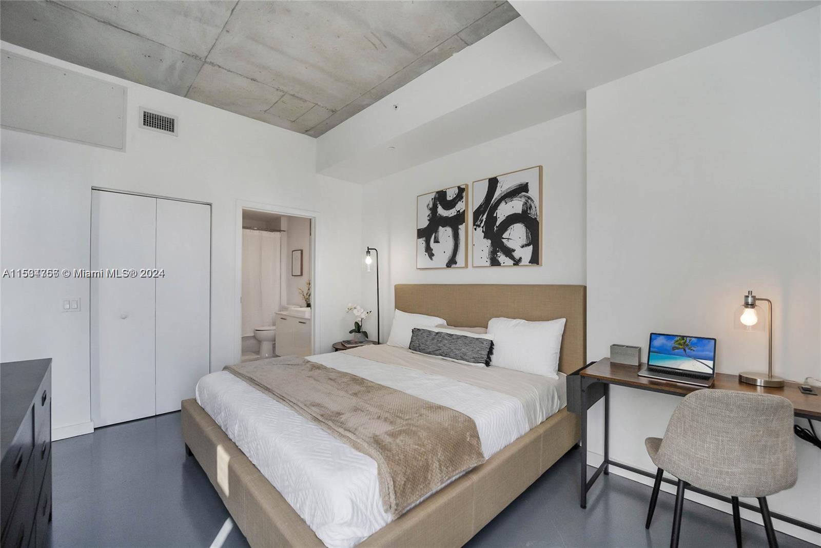 151 SE 1st St # 2109