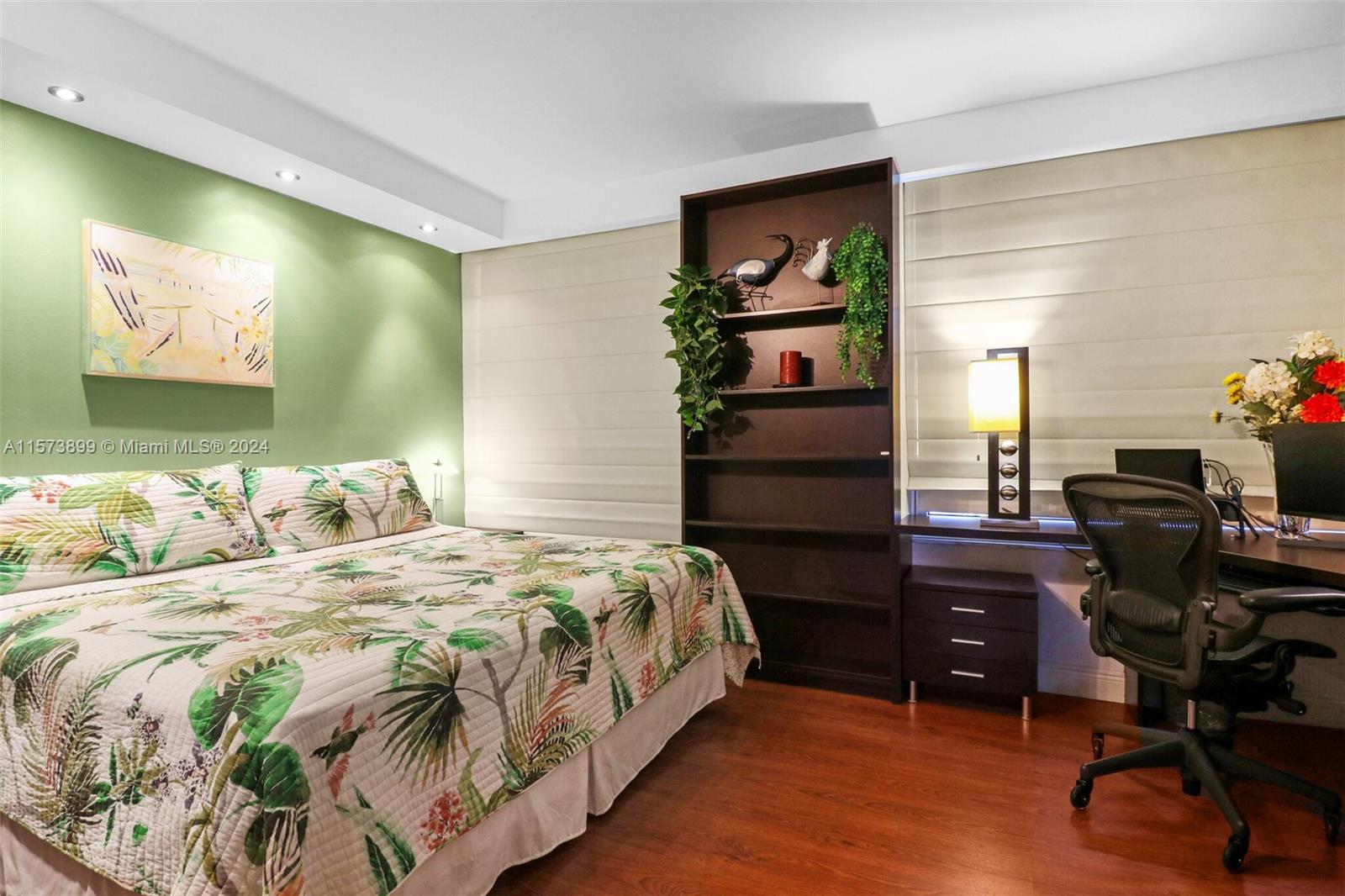 1541 Brickell Ave # B2604