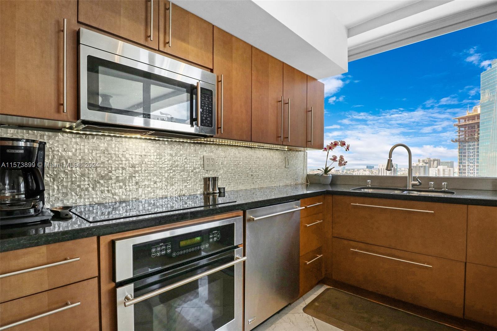 1541 Brickell Ave # B2604