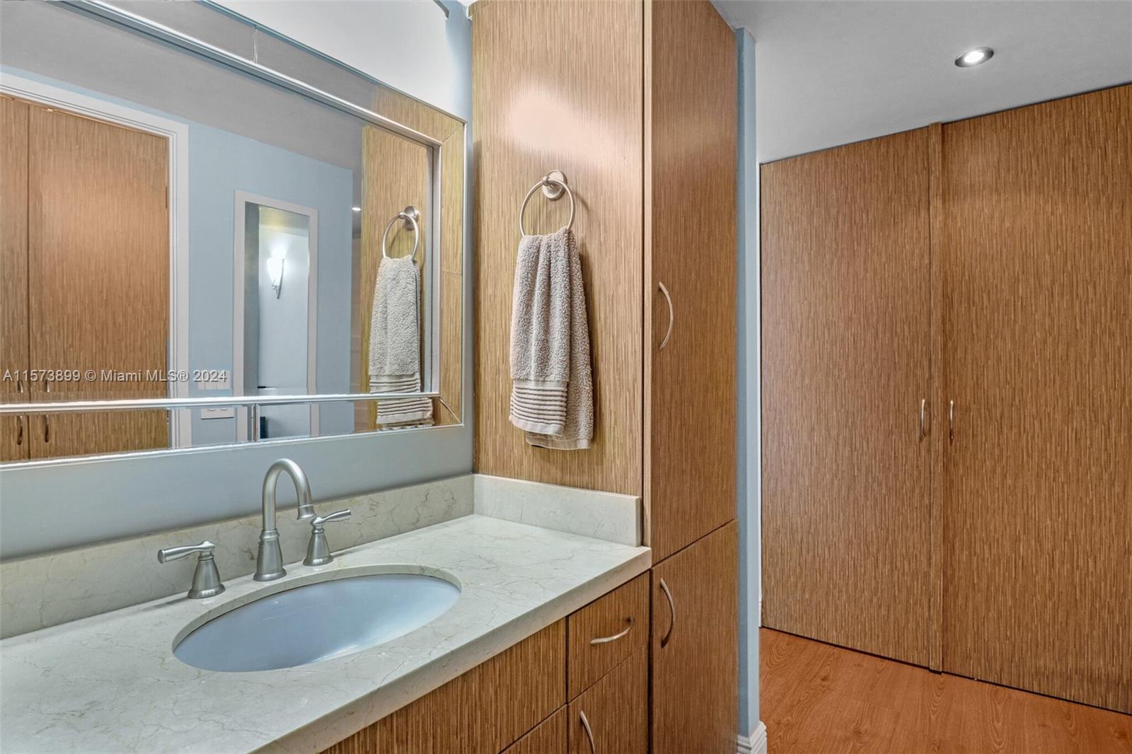 1541 Brickell Ave # B2604