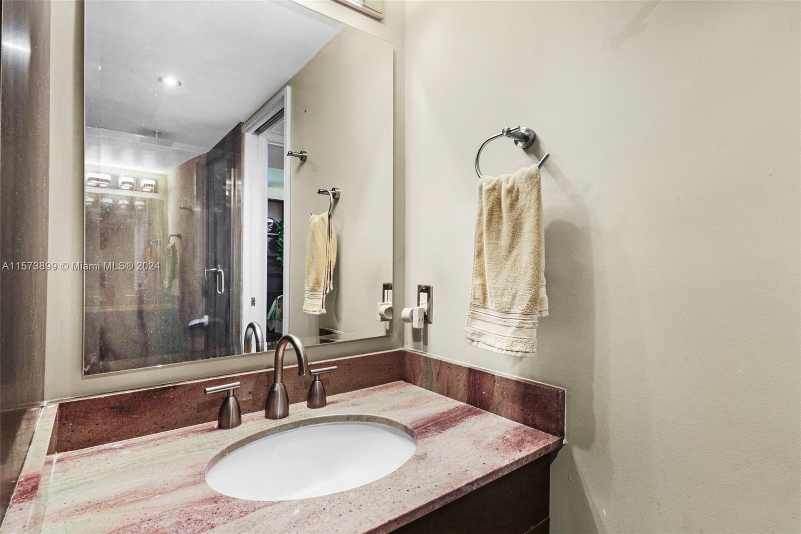 1541 Brickell Ave # B2604