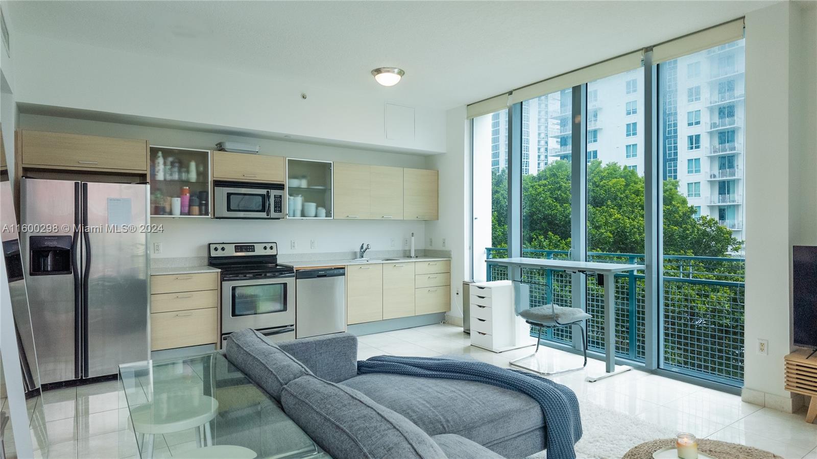 350 NE 24th St # 410