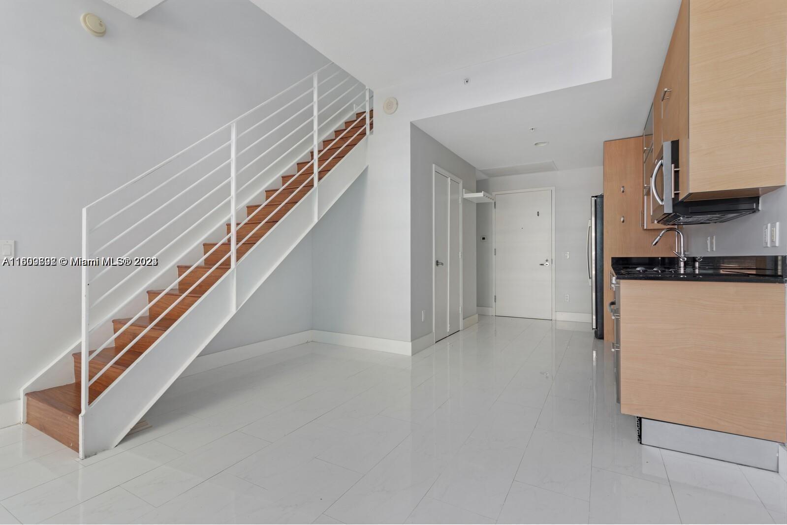 60 SW 13th St # 3408