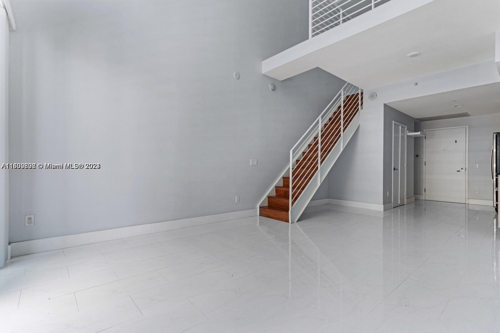 60 SW 13th St # 3408