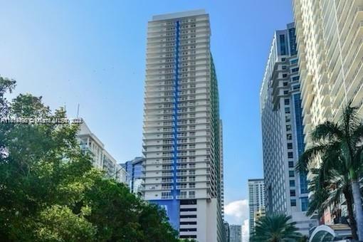 1200 Brickell Bay Dr # 3205