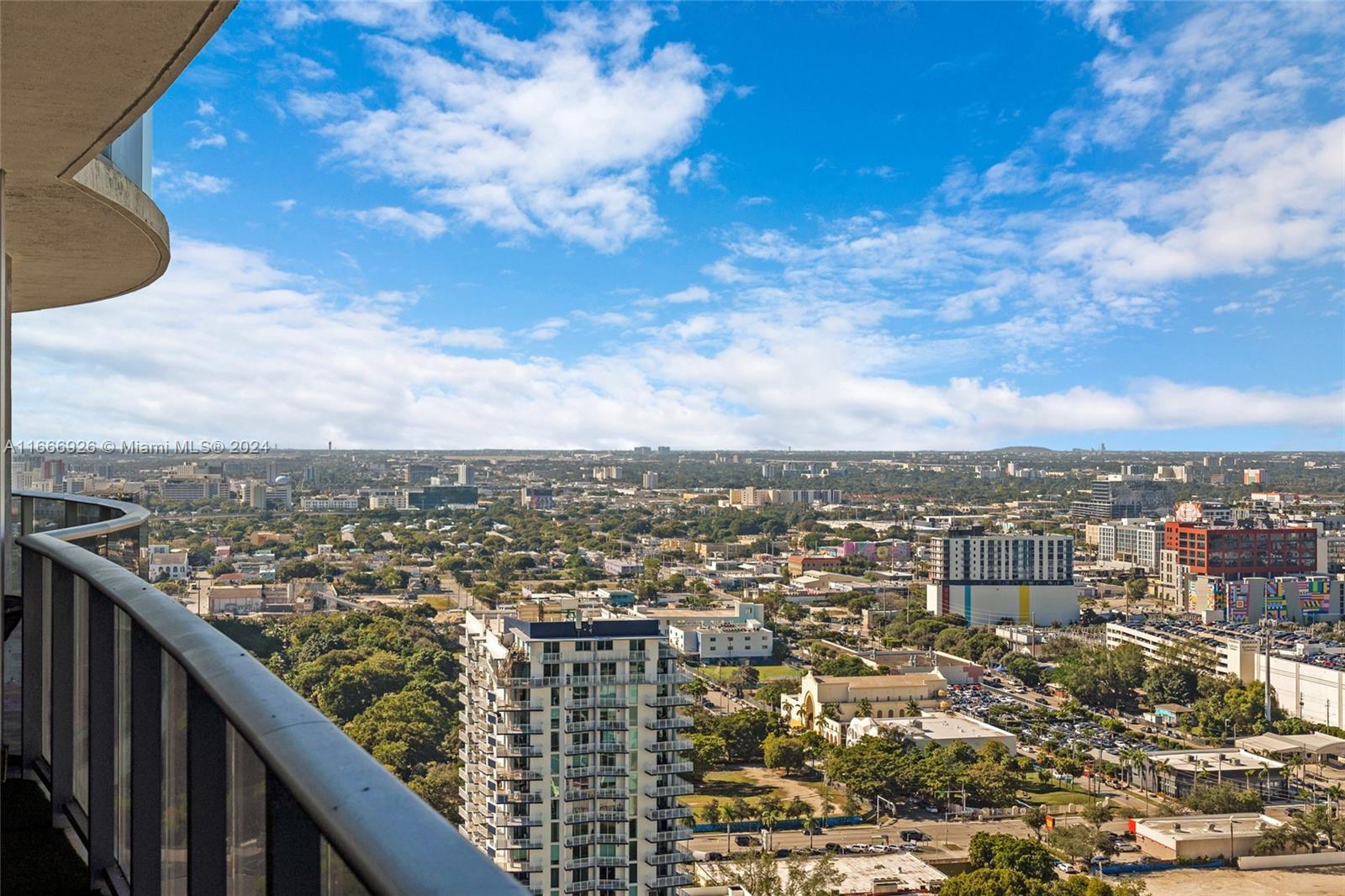 488 NE 18th St # 3003