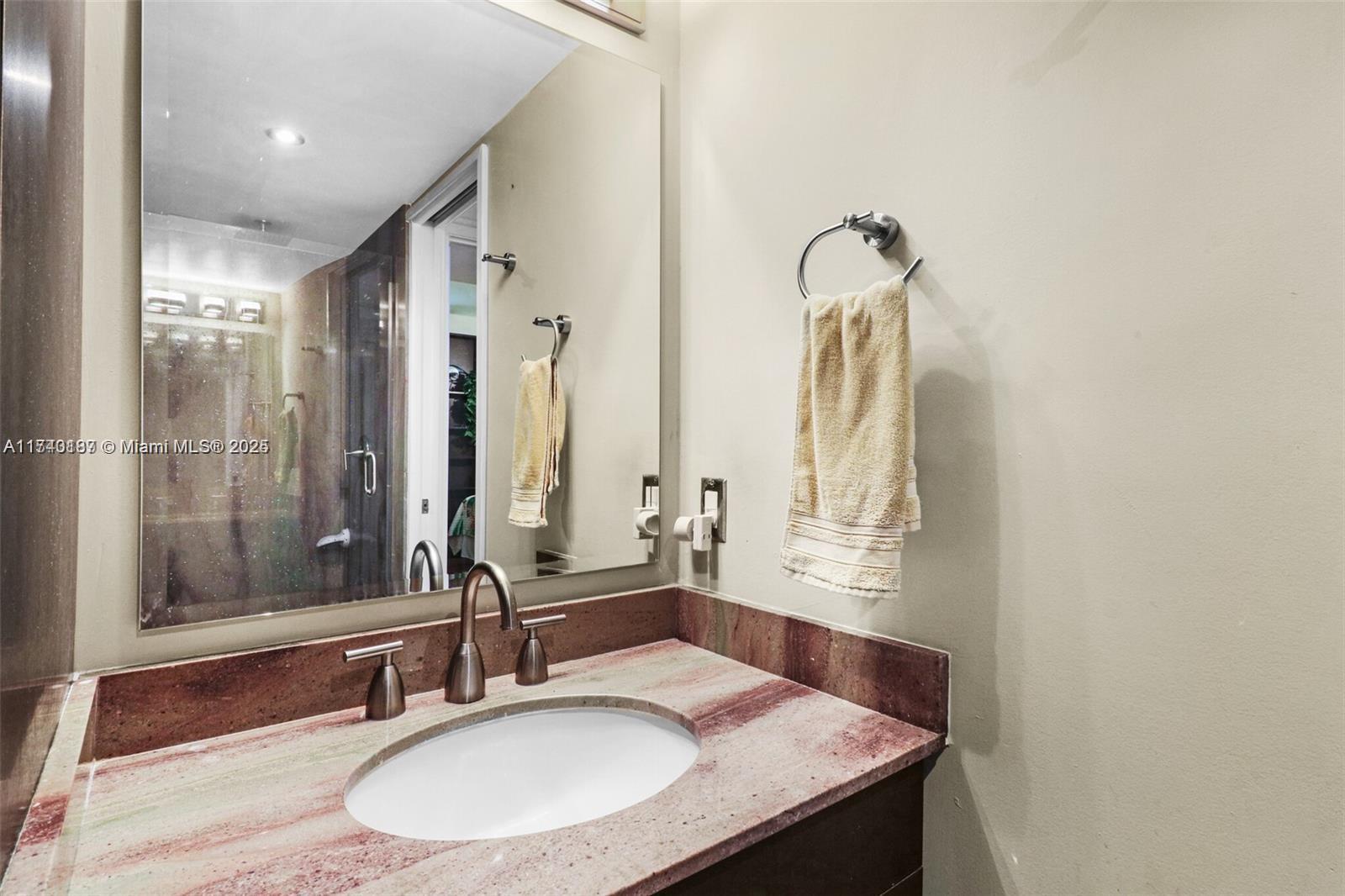 1541 Brickell Ave # B2604