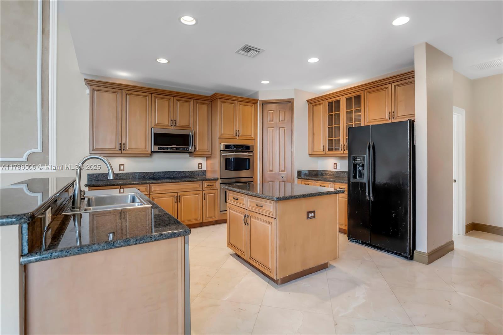 19502 SW 53rd St # 0