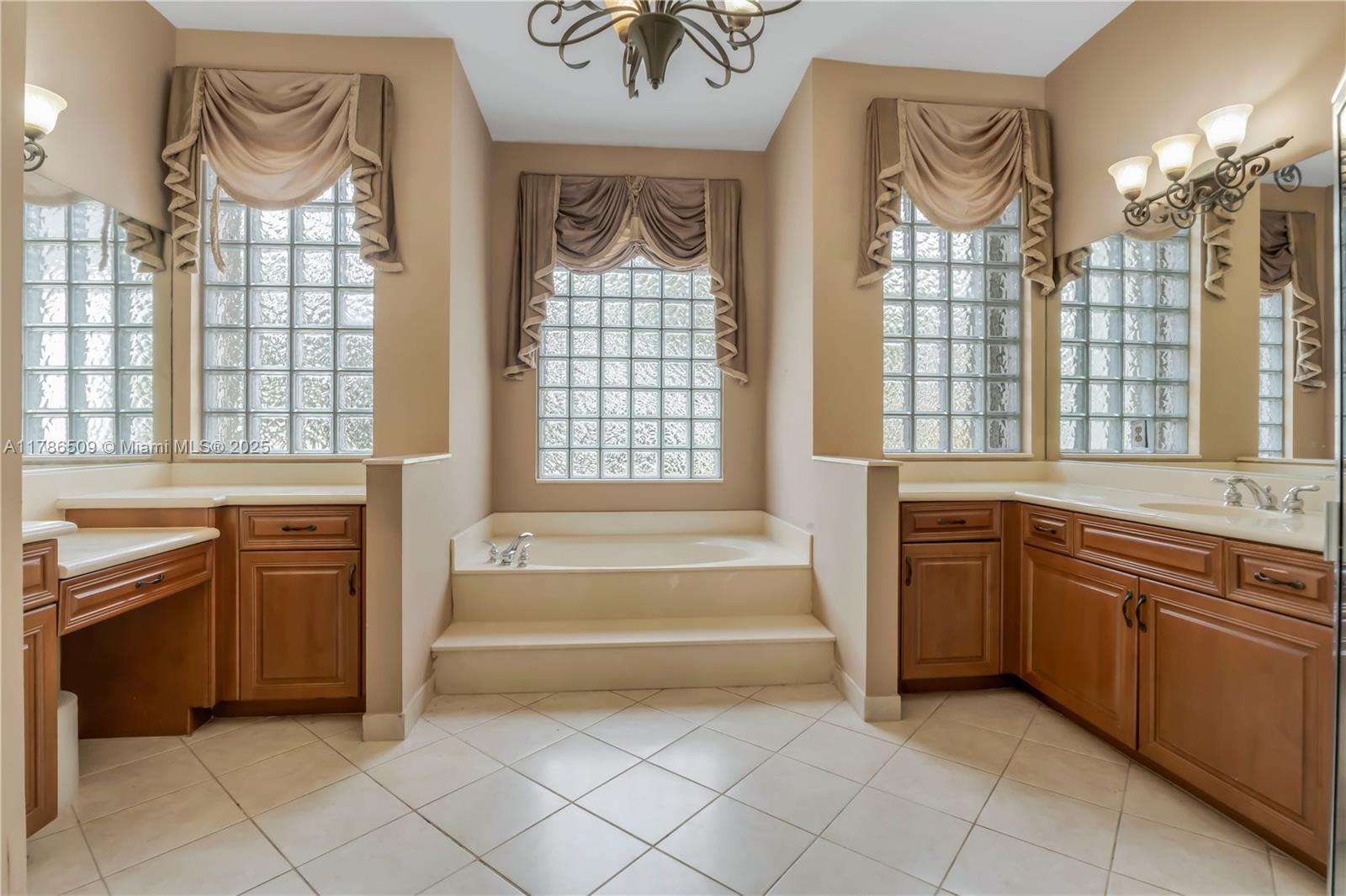 19502 SW 53rd St # 0