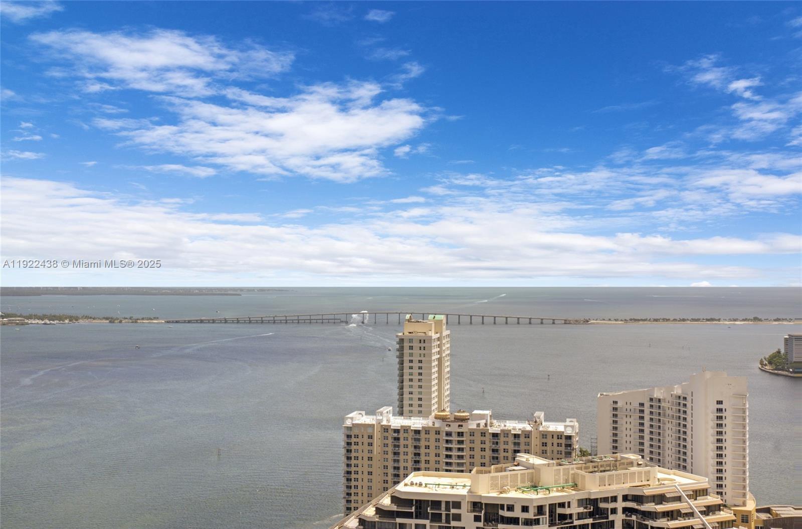 848 Brickell Key Dr # 3905