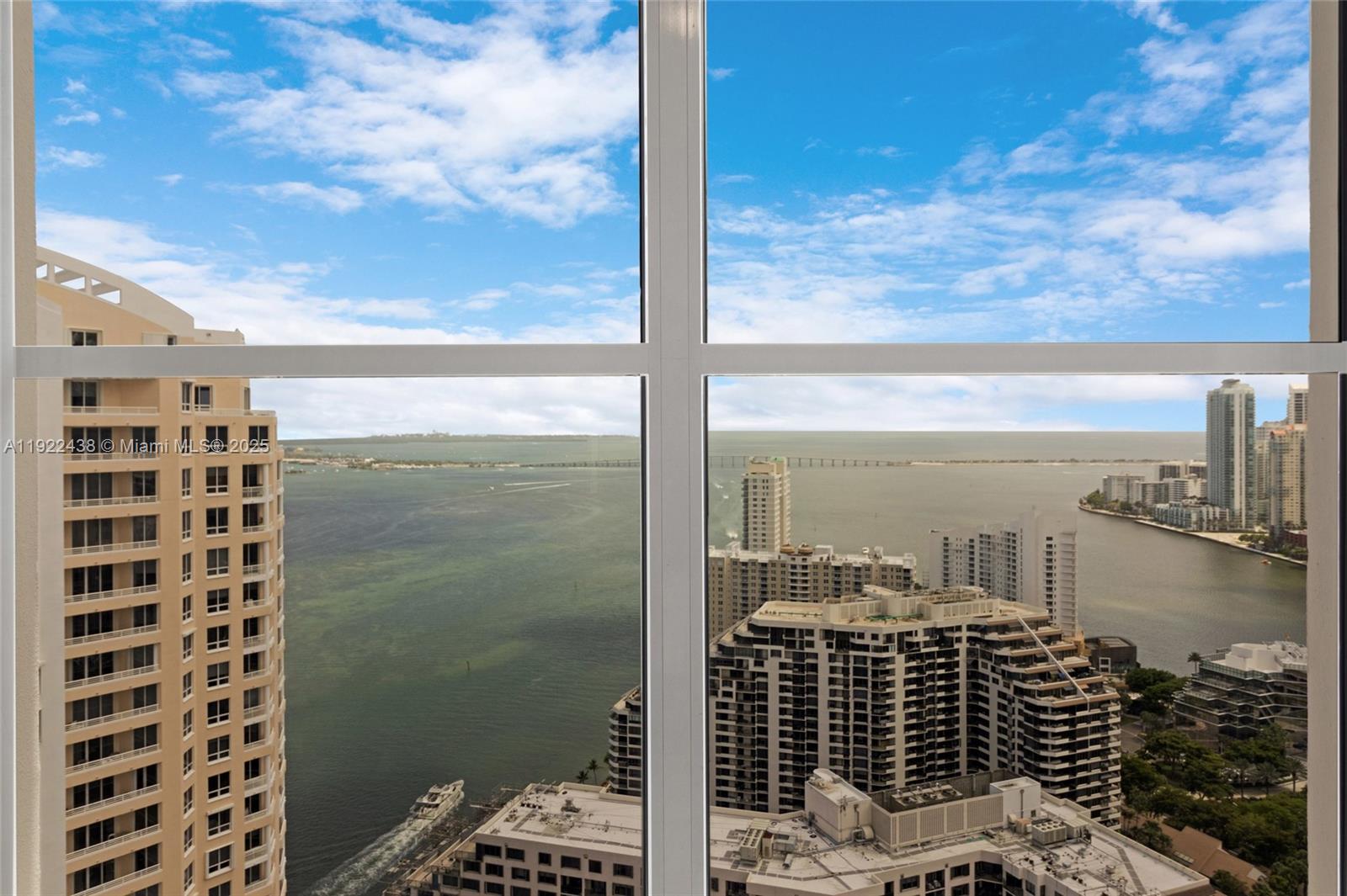 848 Brickell Key Dr # 3905