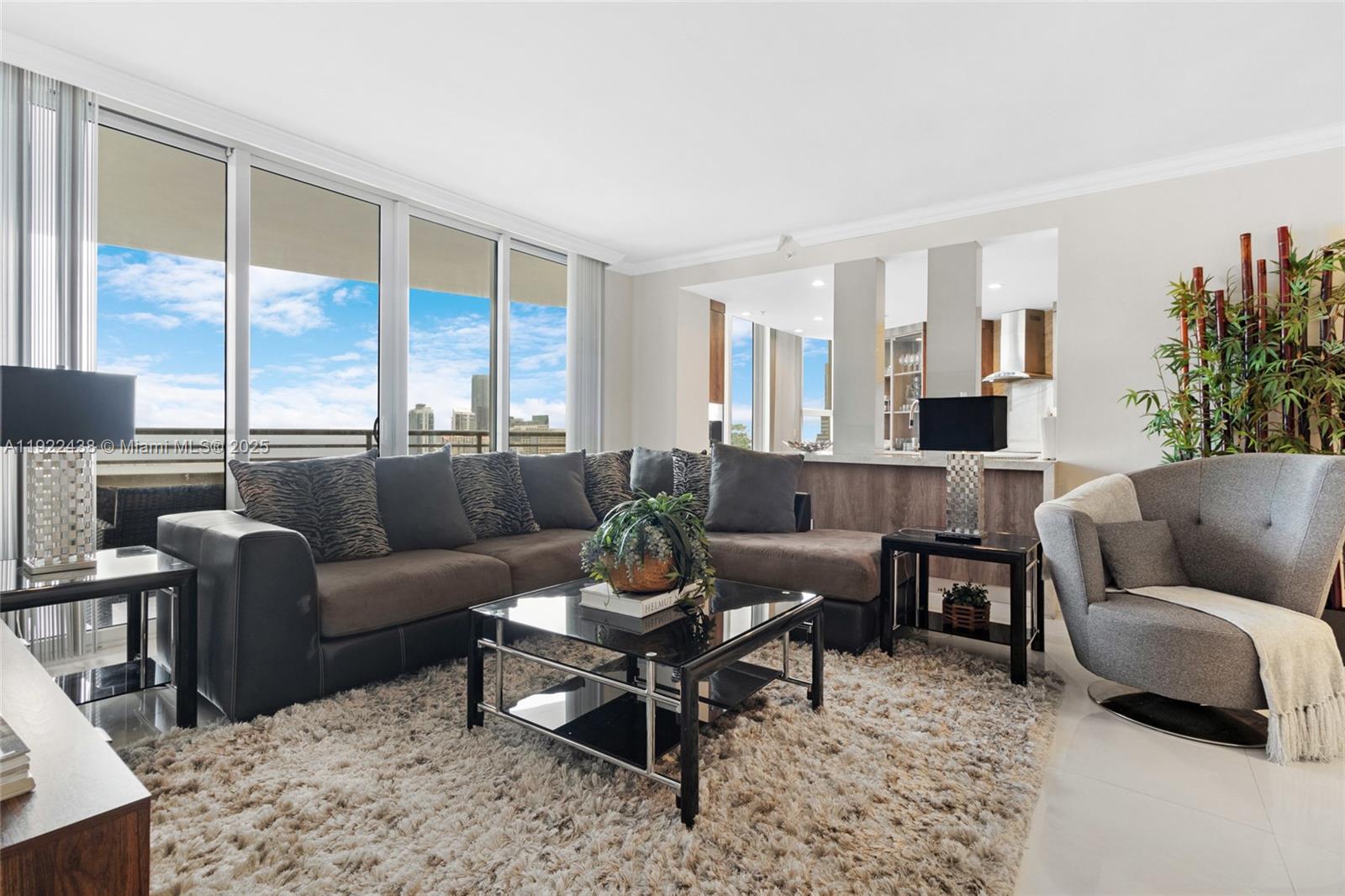 848 Brickell Key Dr # 3905