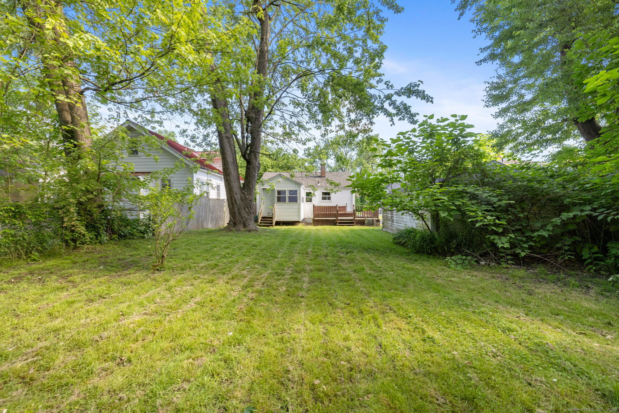 32 Midian Avenue