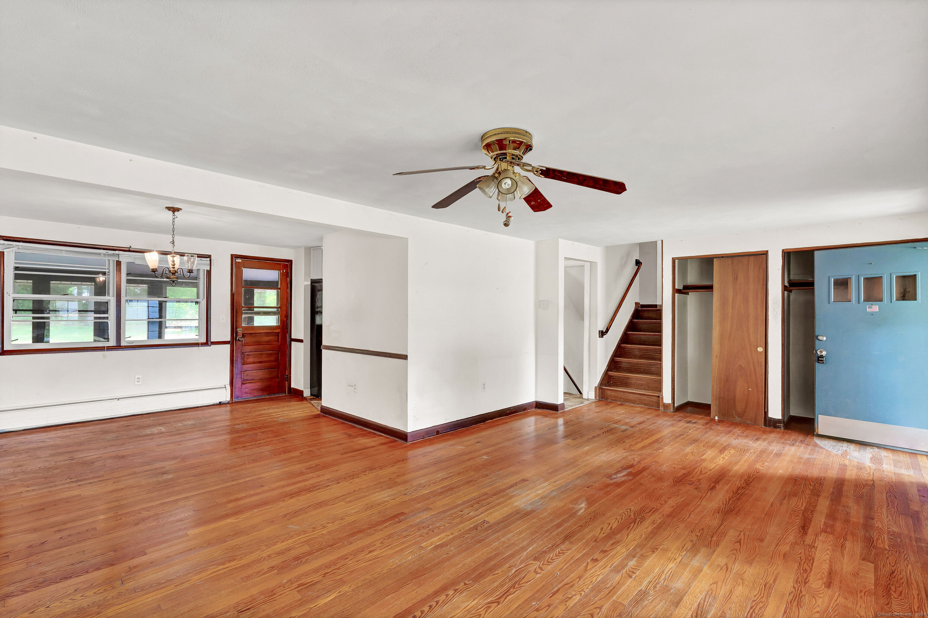 62 Robin Road