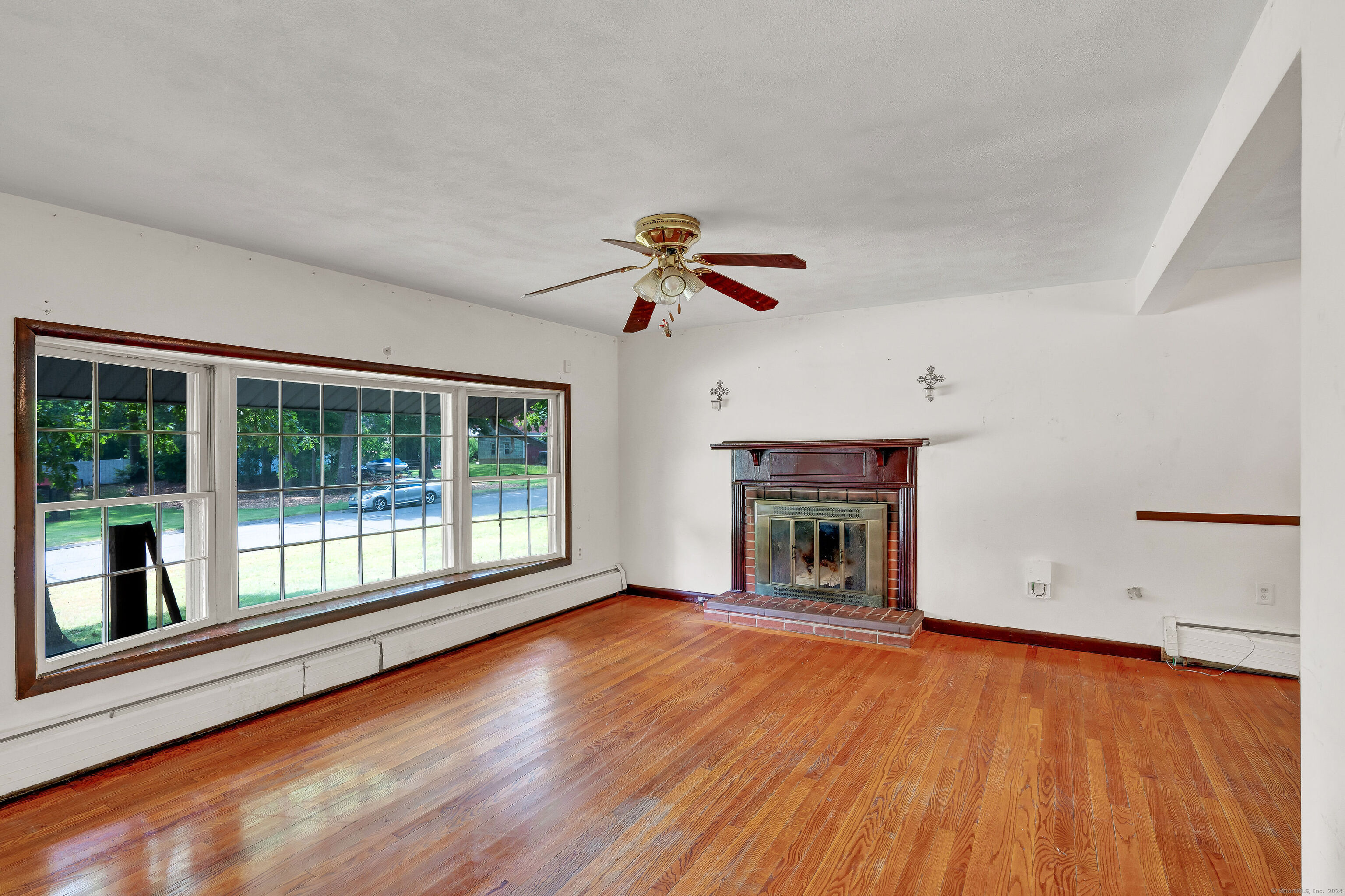 62 Robin Road