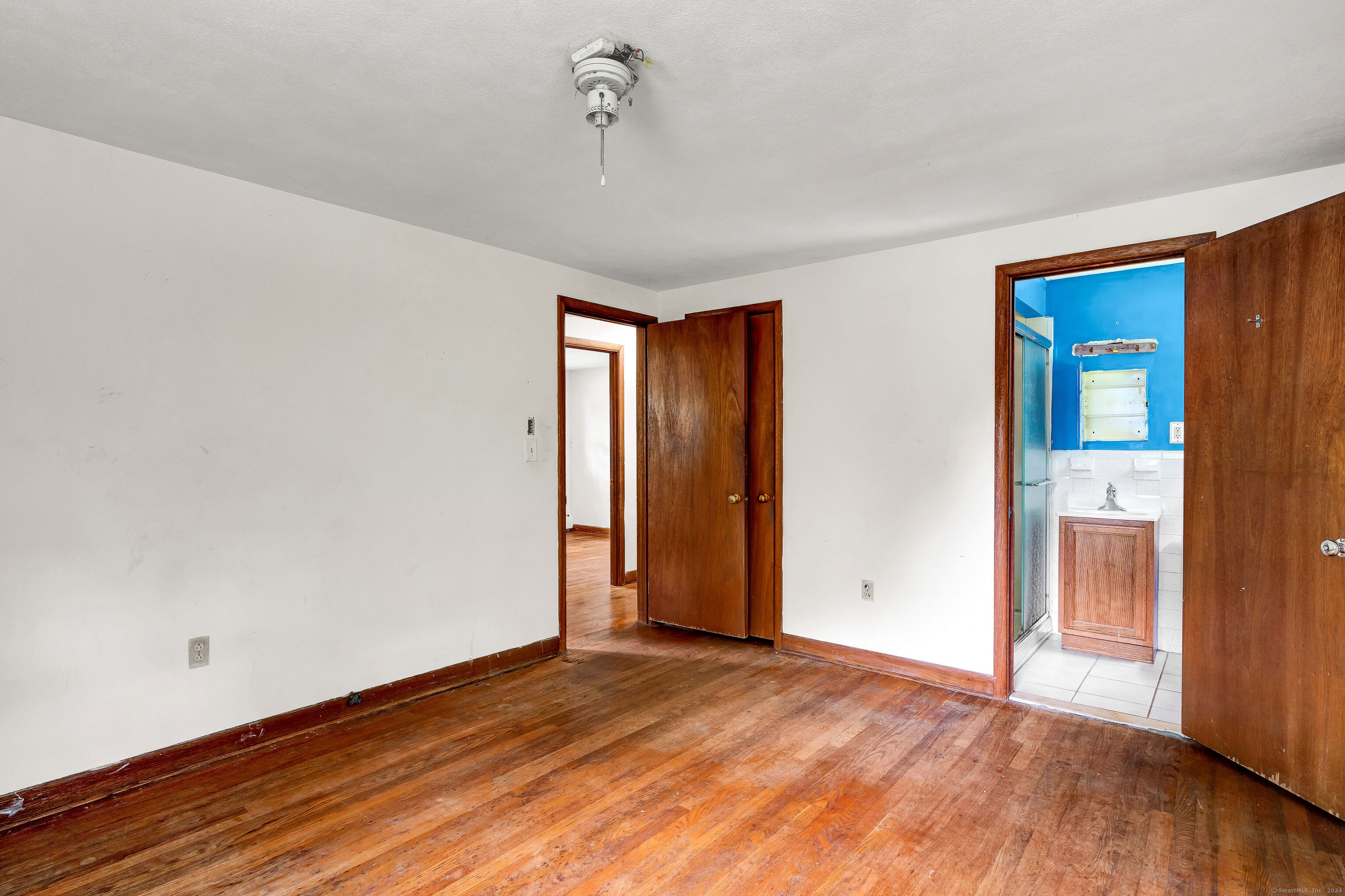 62 Robin Road