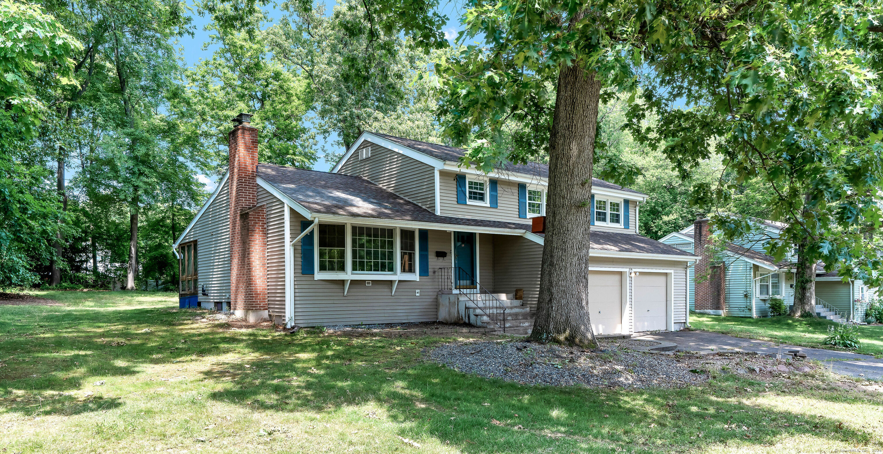 62 Robin Road