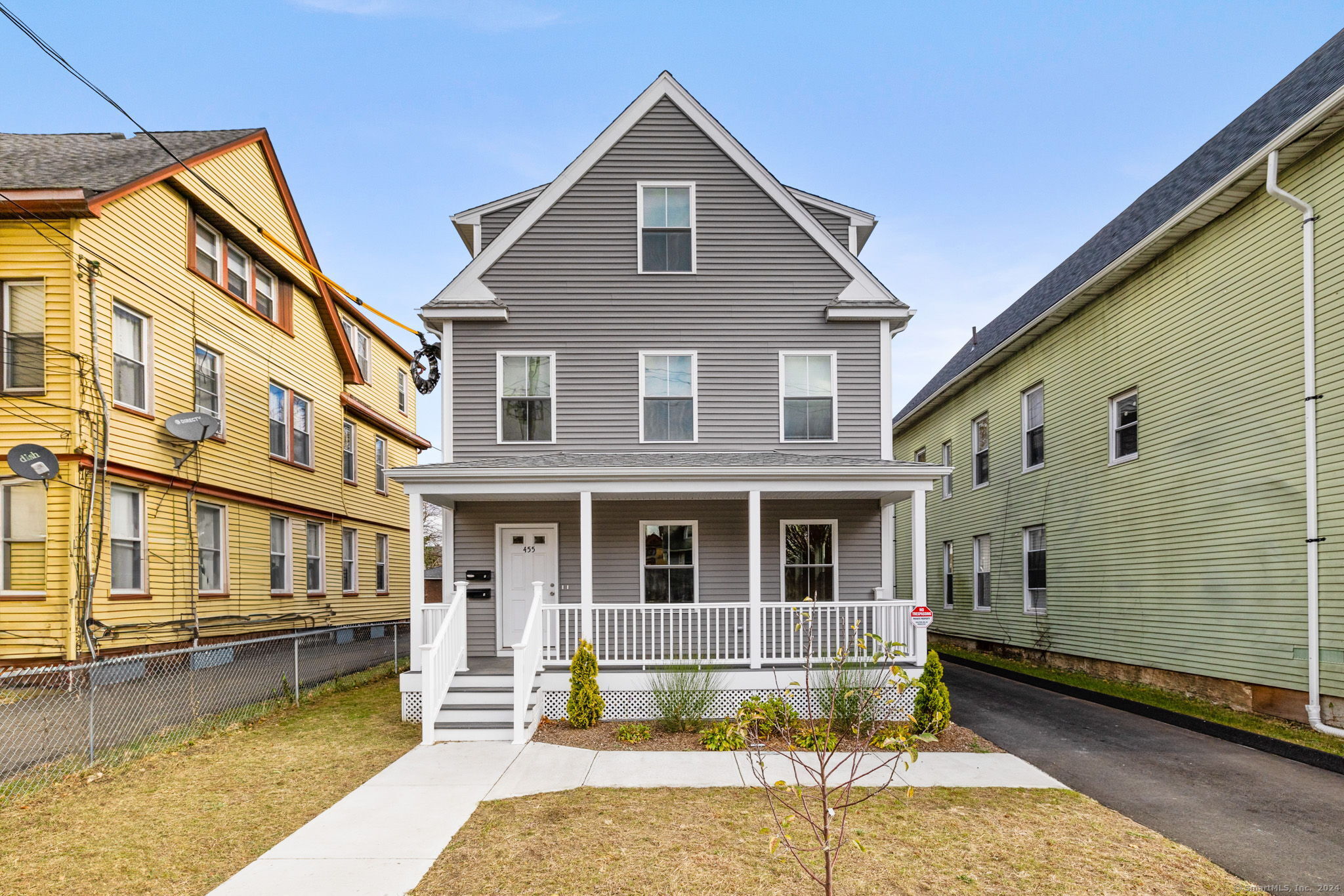 455 Howard Avenue 1