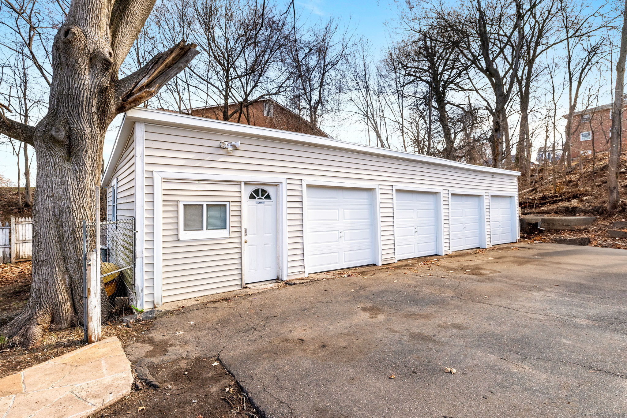 7 Linden Place