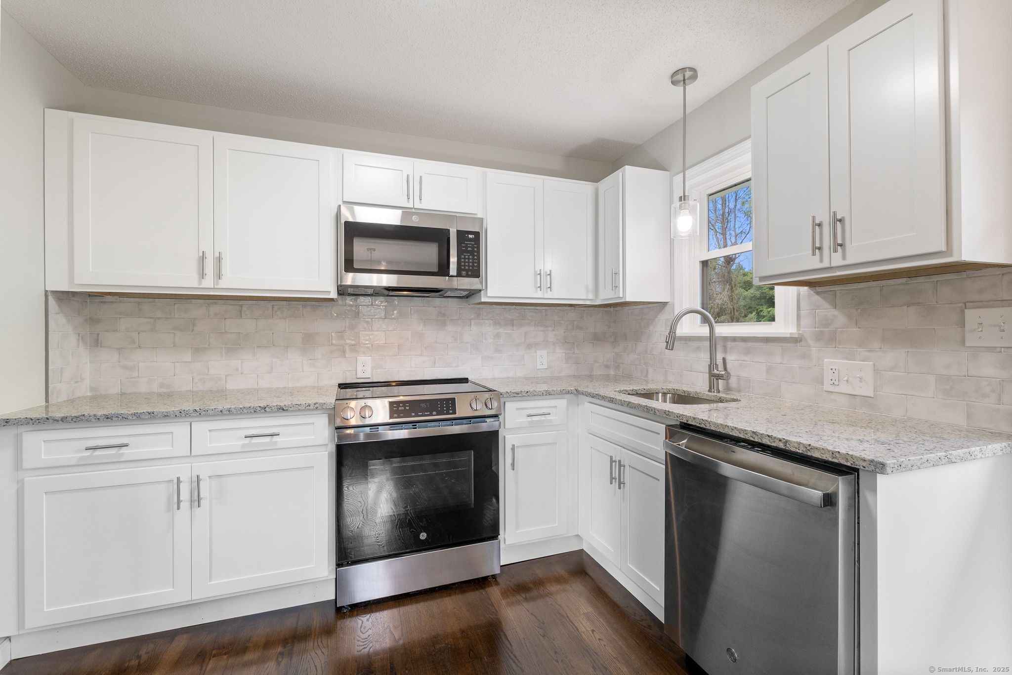 231 Lincolndale Drive