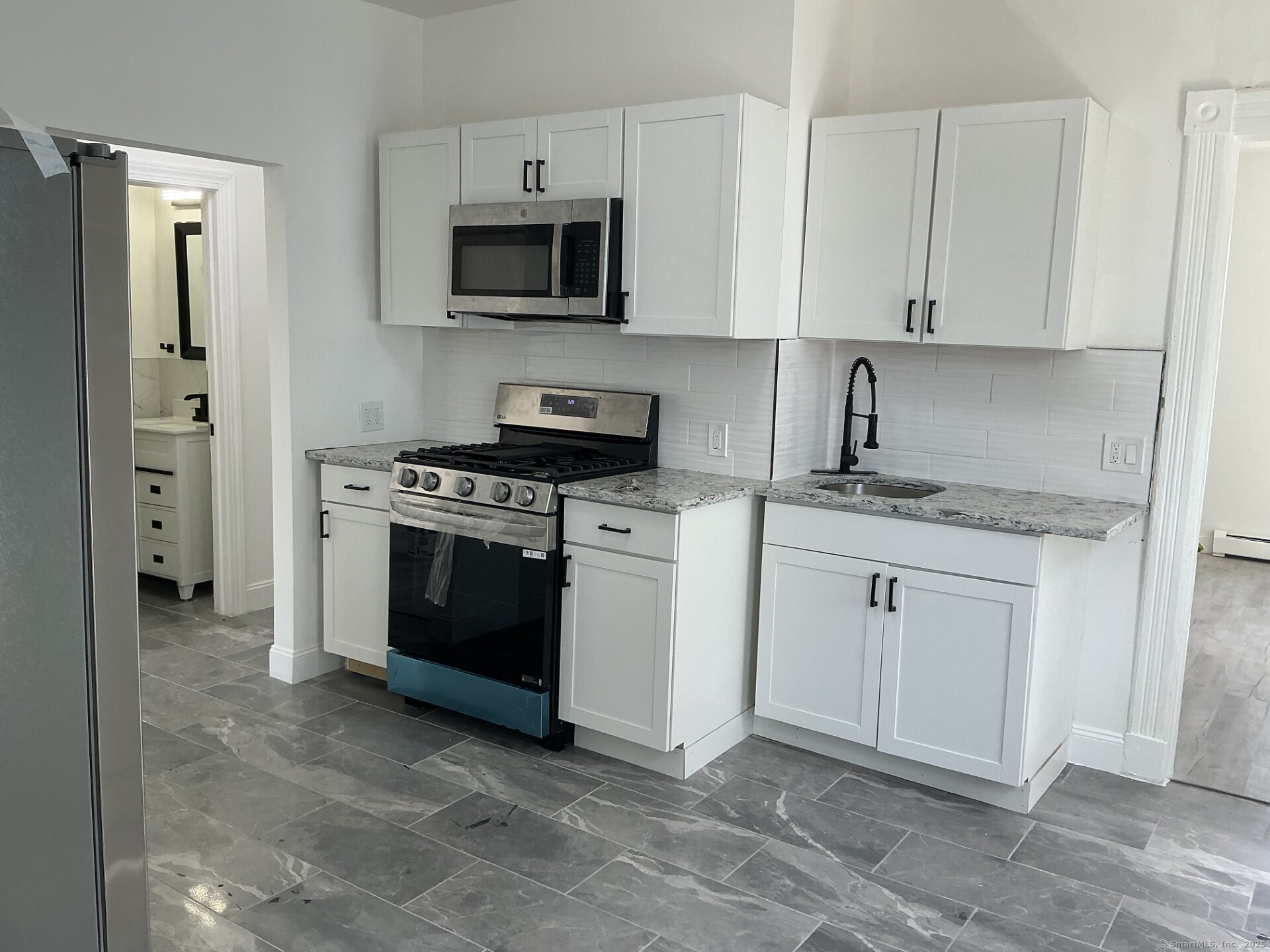 274 Lloyd Street 2