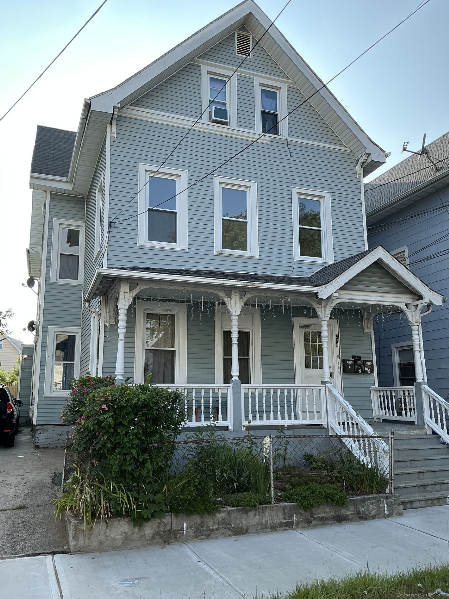 274 Lloyd Street 2
