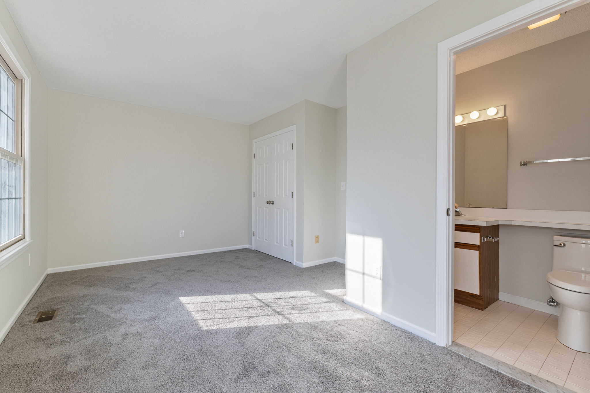 926 Quinnipiac Avenue APT 8