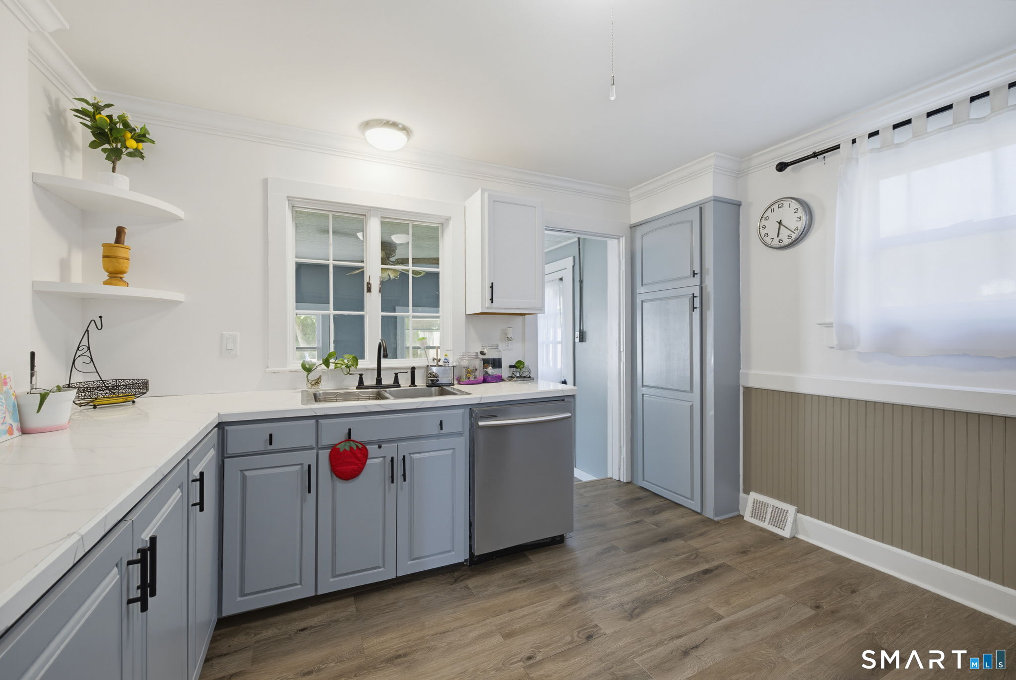 30 Winthrop Terrace