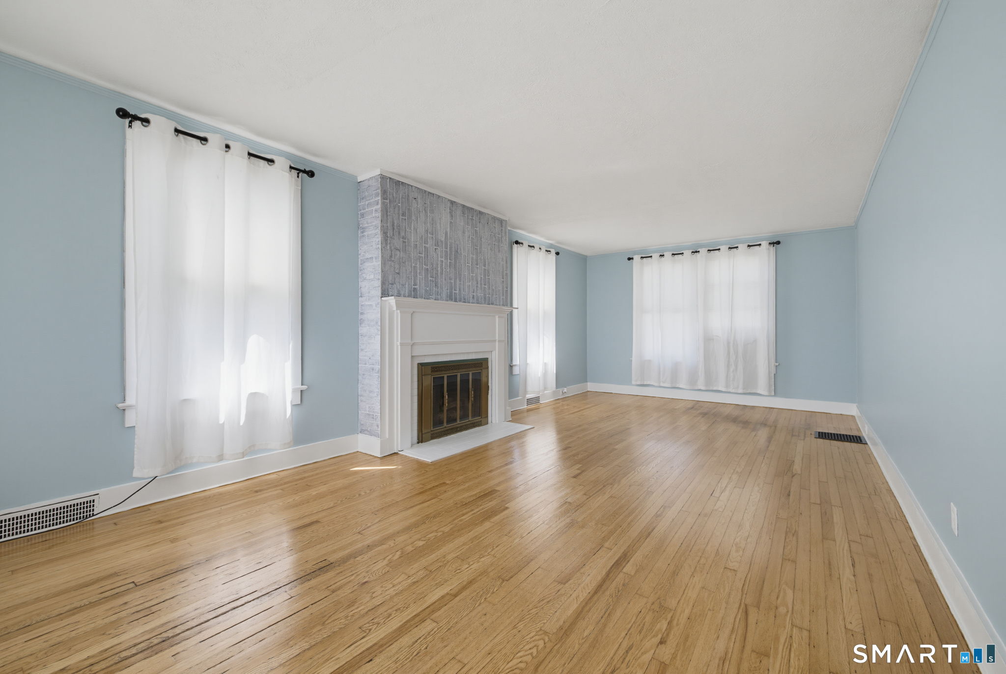 30 Winthrop Terrace