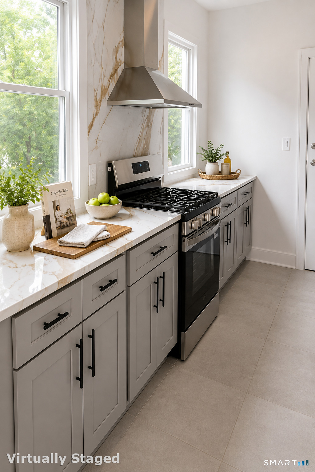 203 Helen Street Unit: 2