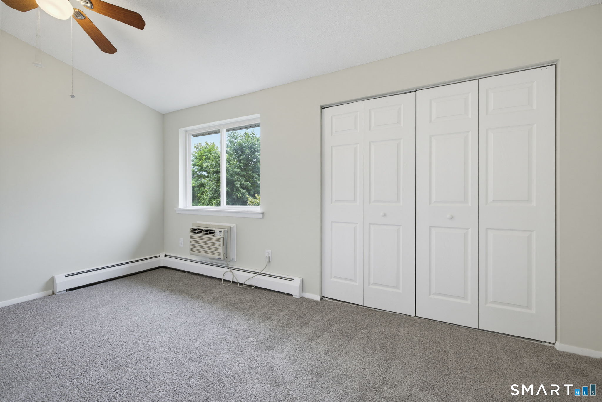 220 Main Street Unit: 2H