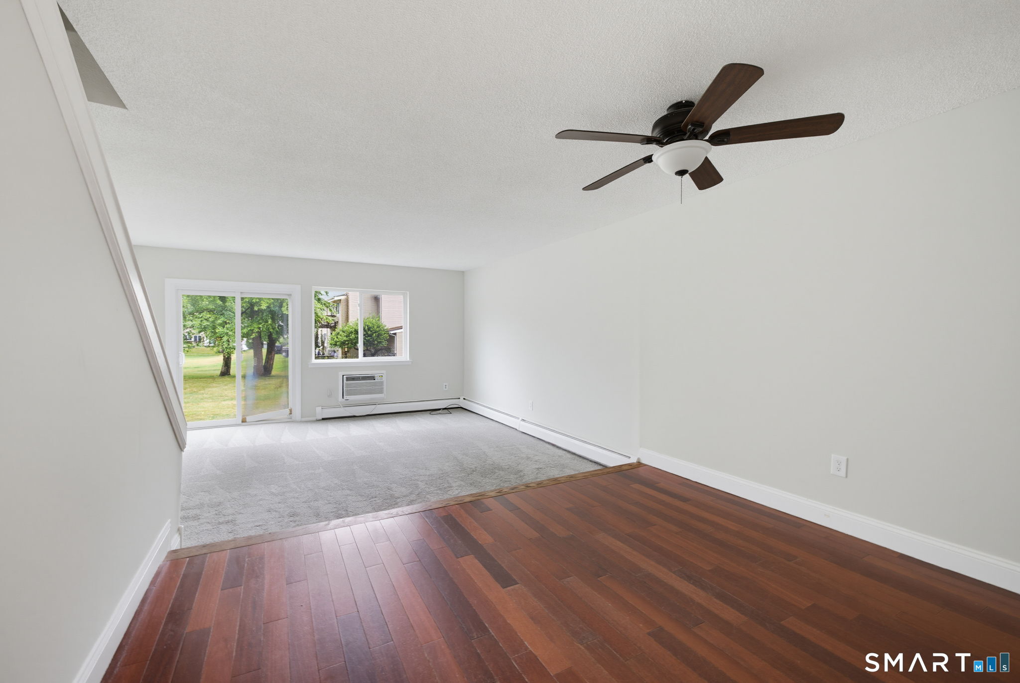 220 Main Street Unit: 2H