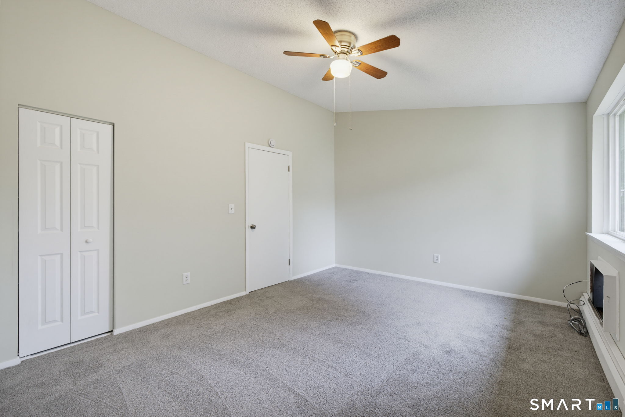 220 Main Street Unit: 2H