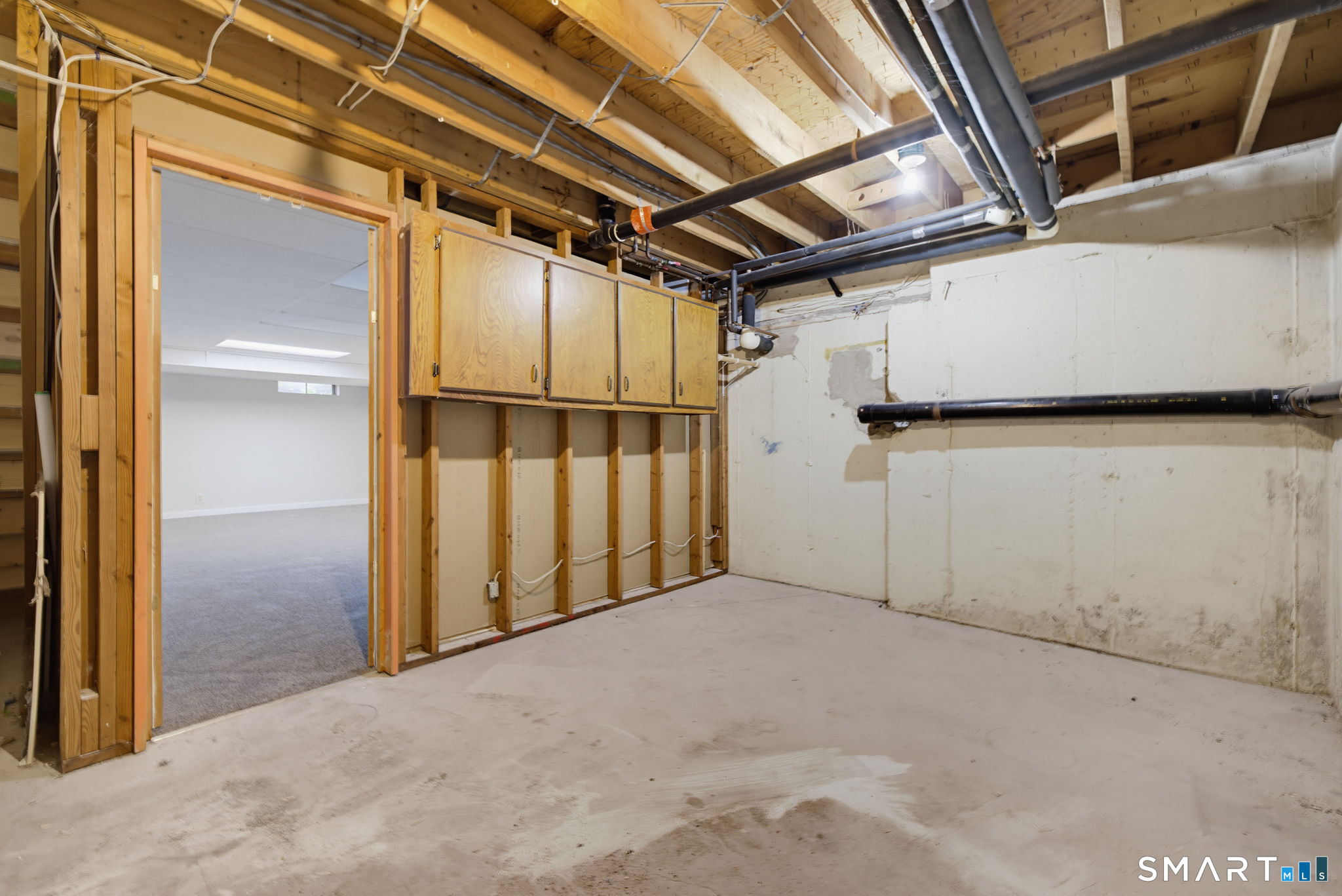 220 Main Street Unit: 2H