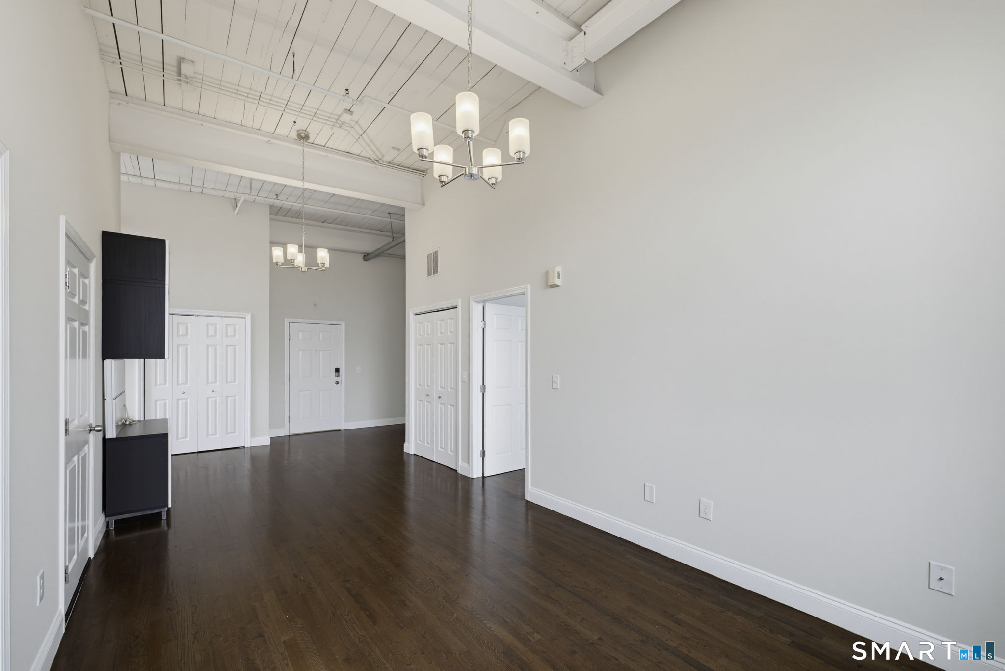 390 Charles Street Unit: 301