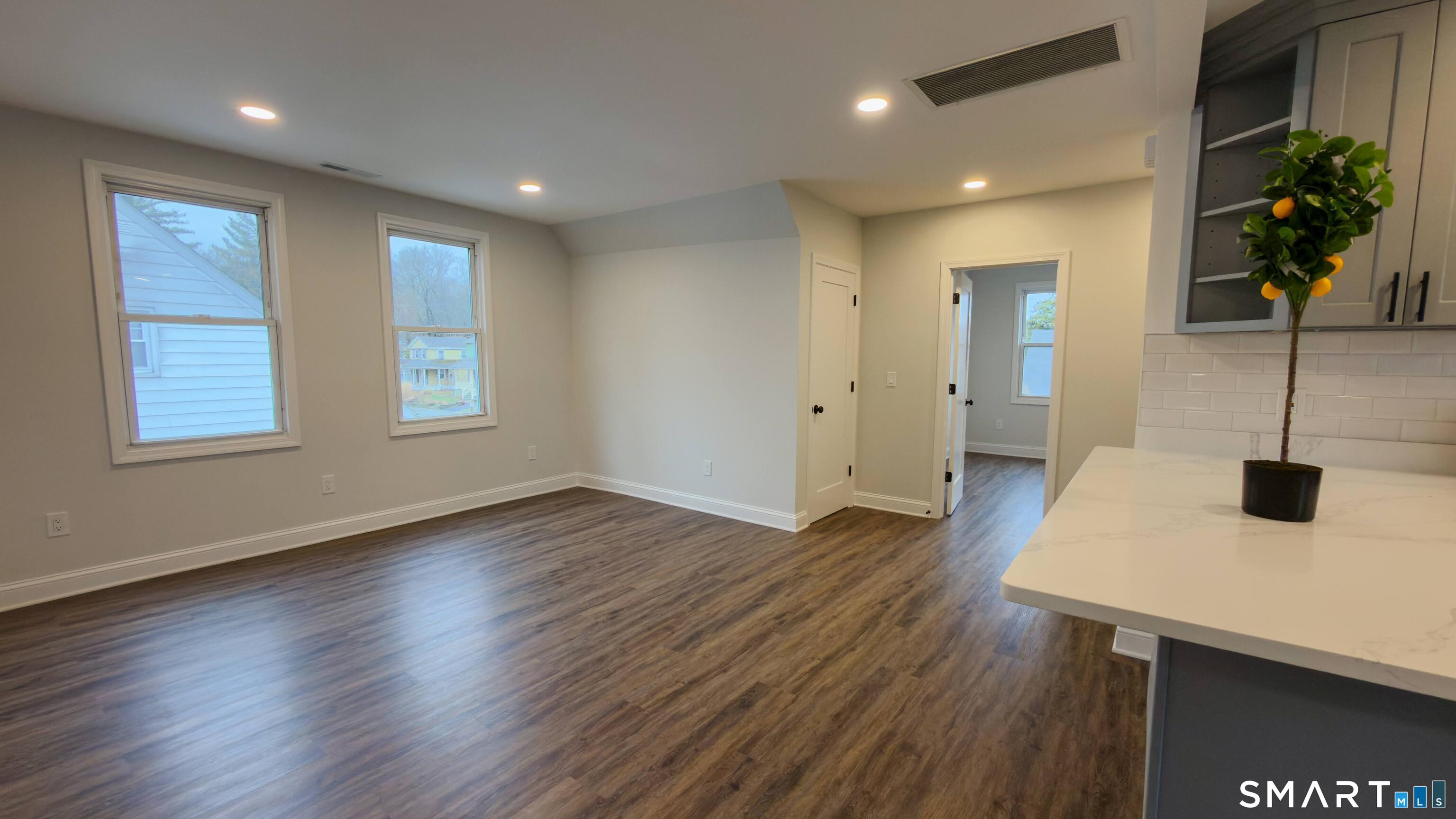 43 West Prospect Street Unit: 3