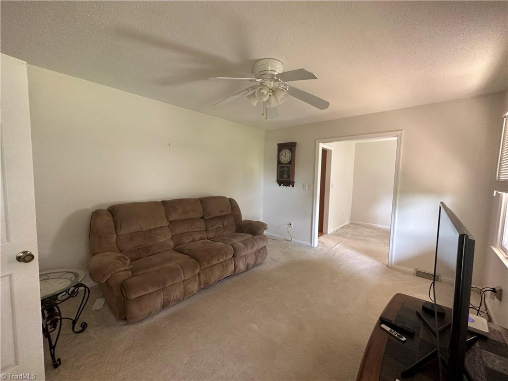 106 Pleasantview Drive