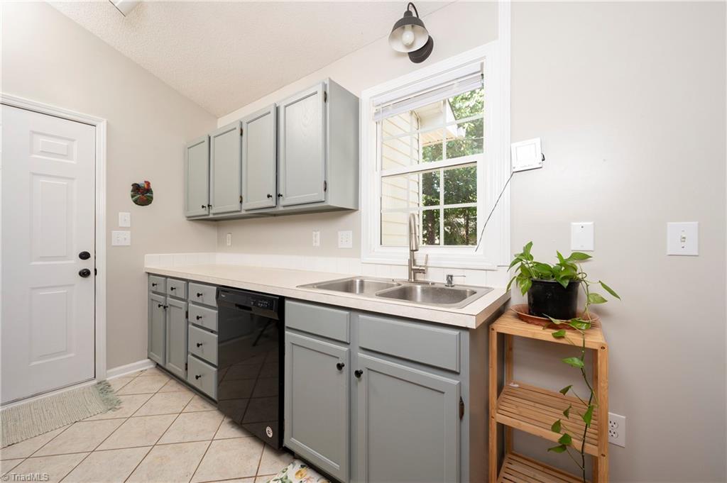 250 Cedar Ridge Circle