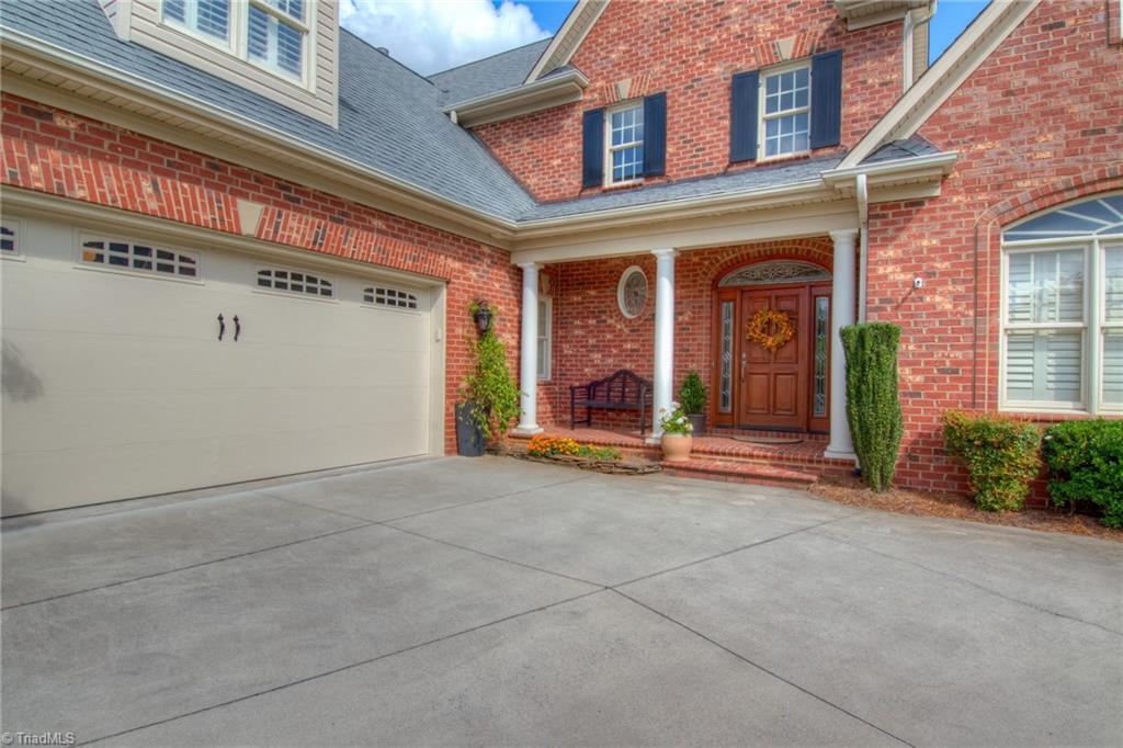 105 Sycamore Commons Lane