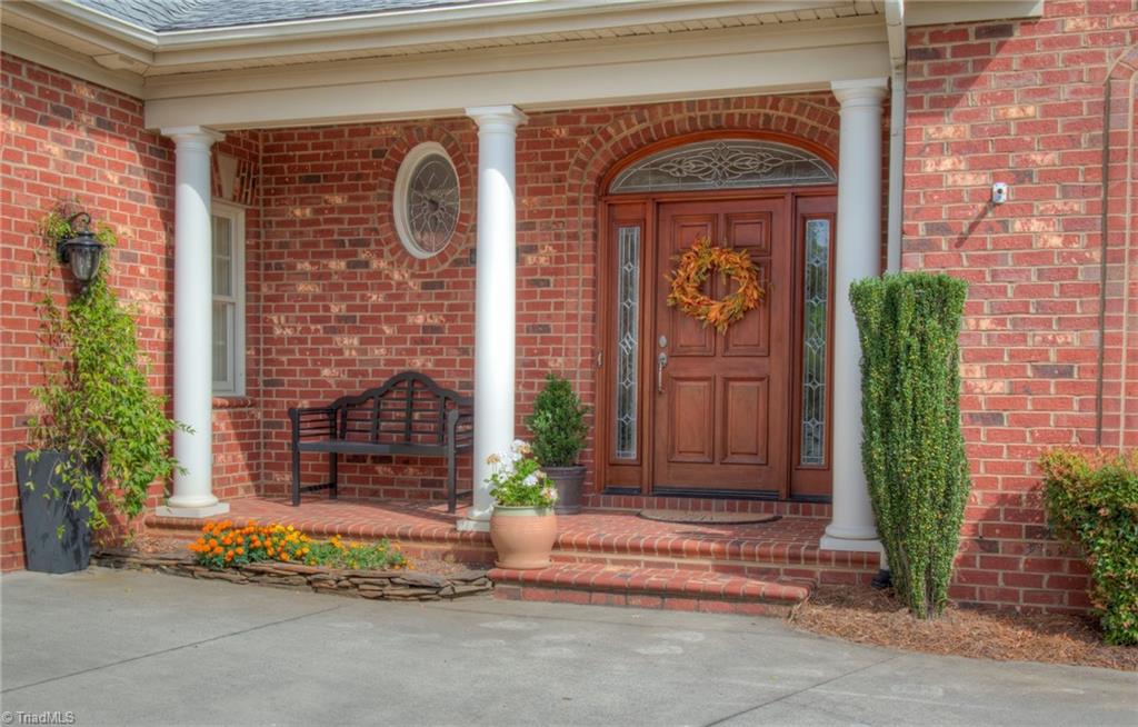 105 Sycamore Commons Lane