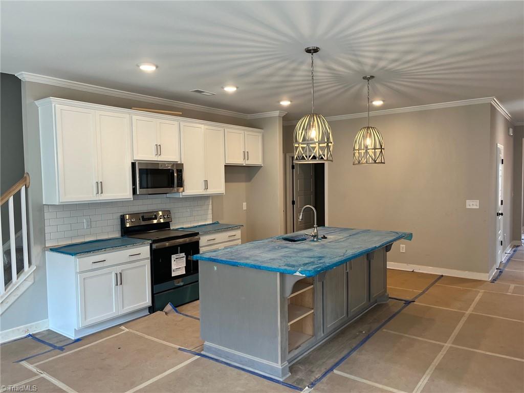 7744 Sedgewick Ridge Road