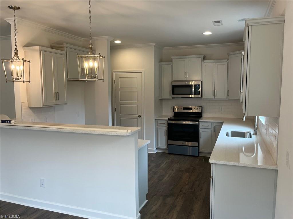 7738 Sedgewick Ridge Road