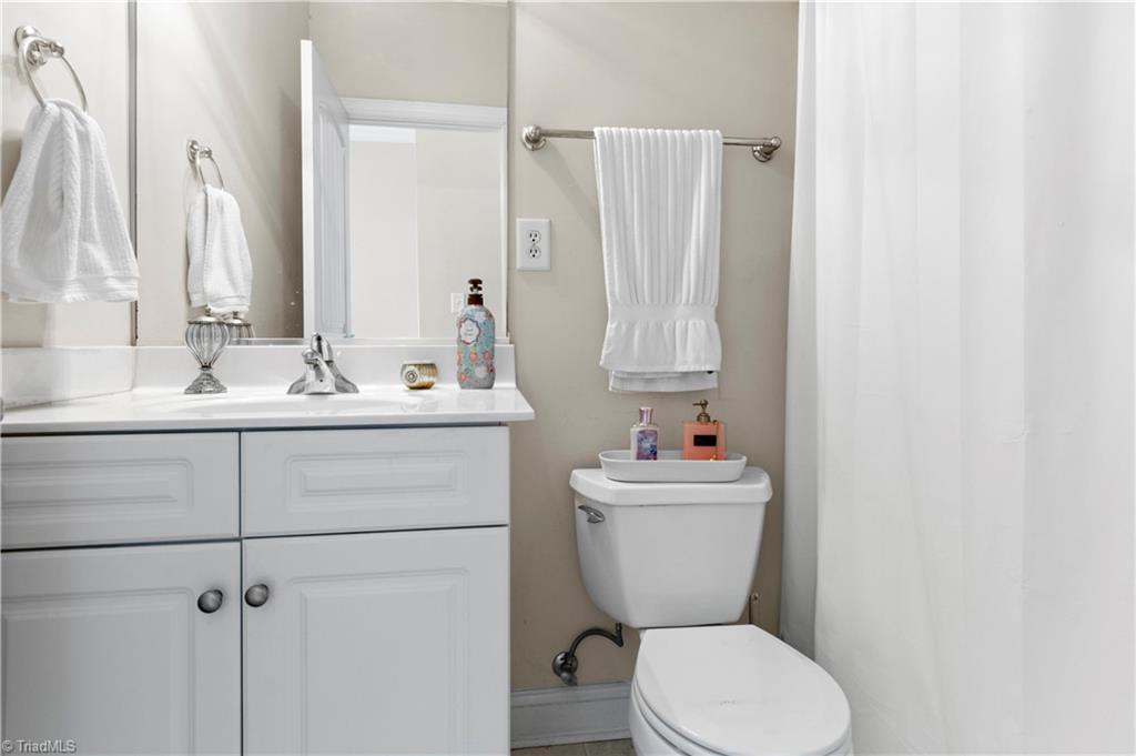 1483 Downington Road