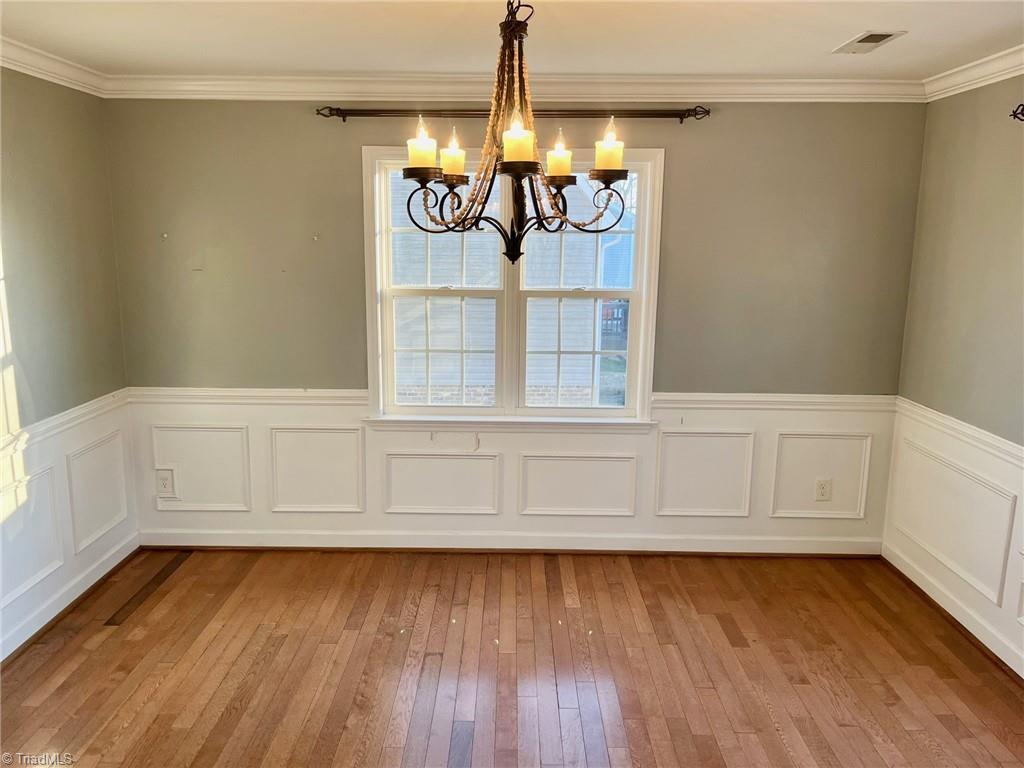 218 Brooks Edge Drive