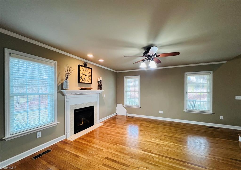 279 Knollcrest Drive