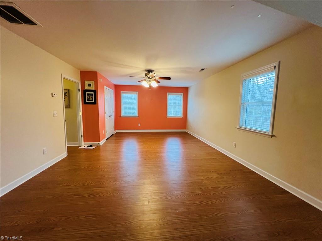 279 Knollcrest Drive