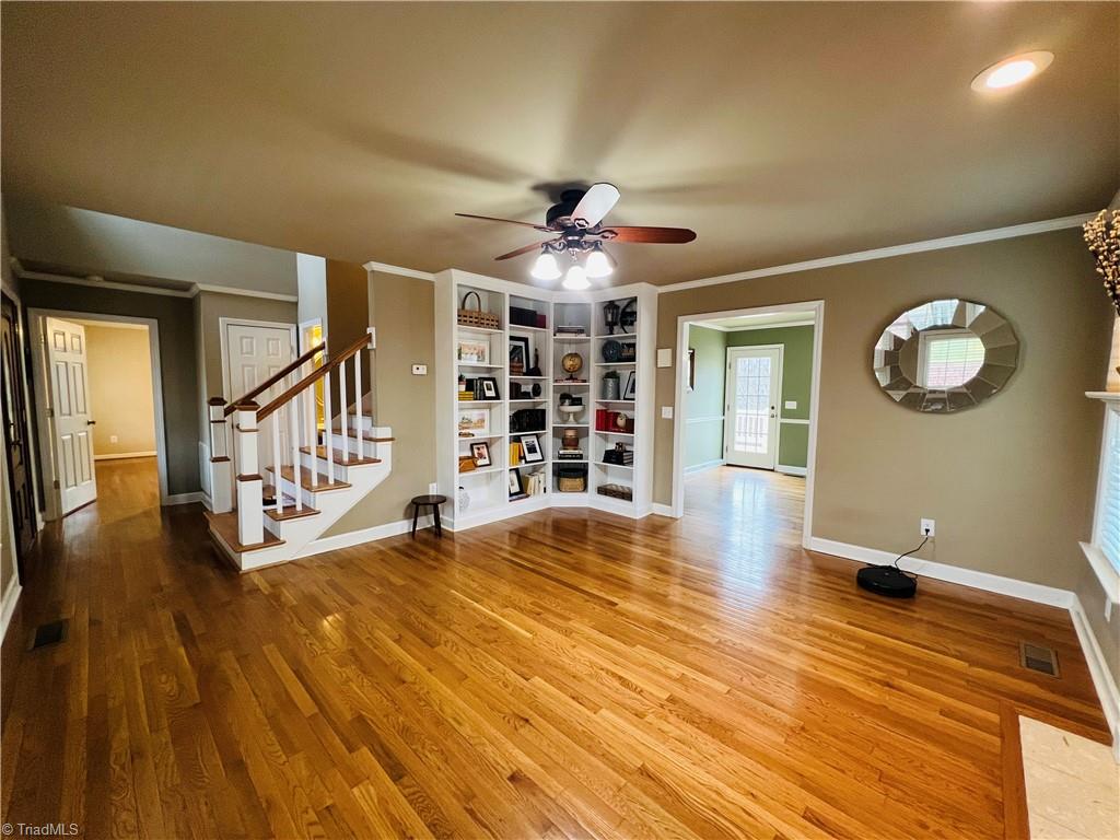 279 Knollcrest Drive