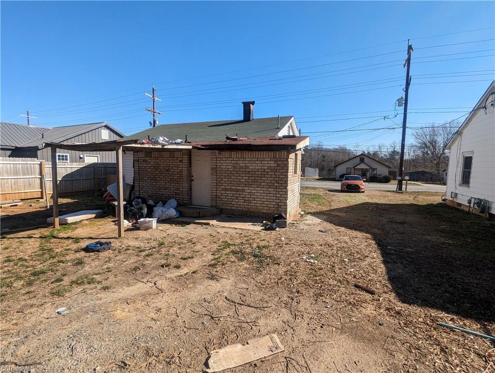 1825 Old US Highway 52