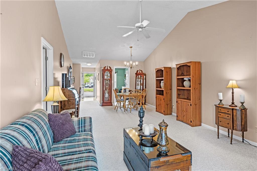 103 Campbell Gardens Road